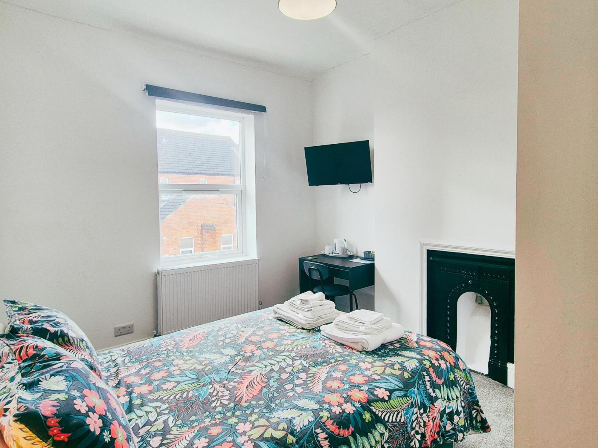 Cozy Room In Modern House Near نوتينغهام المظهر الخارجي الصورة