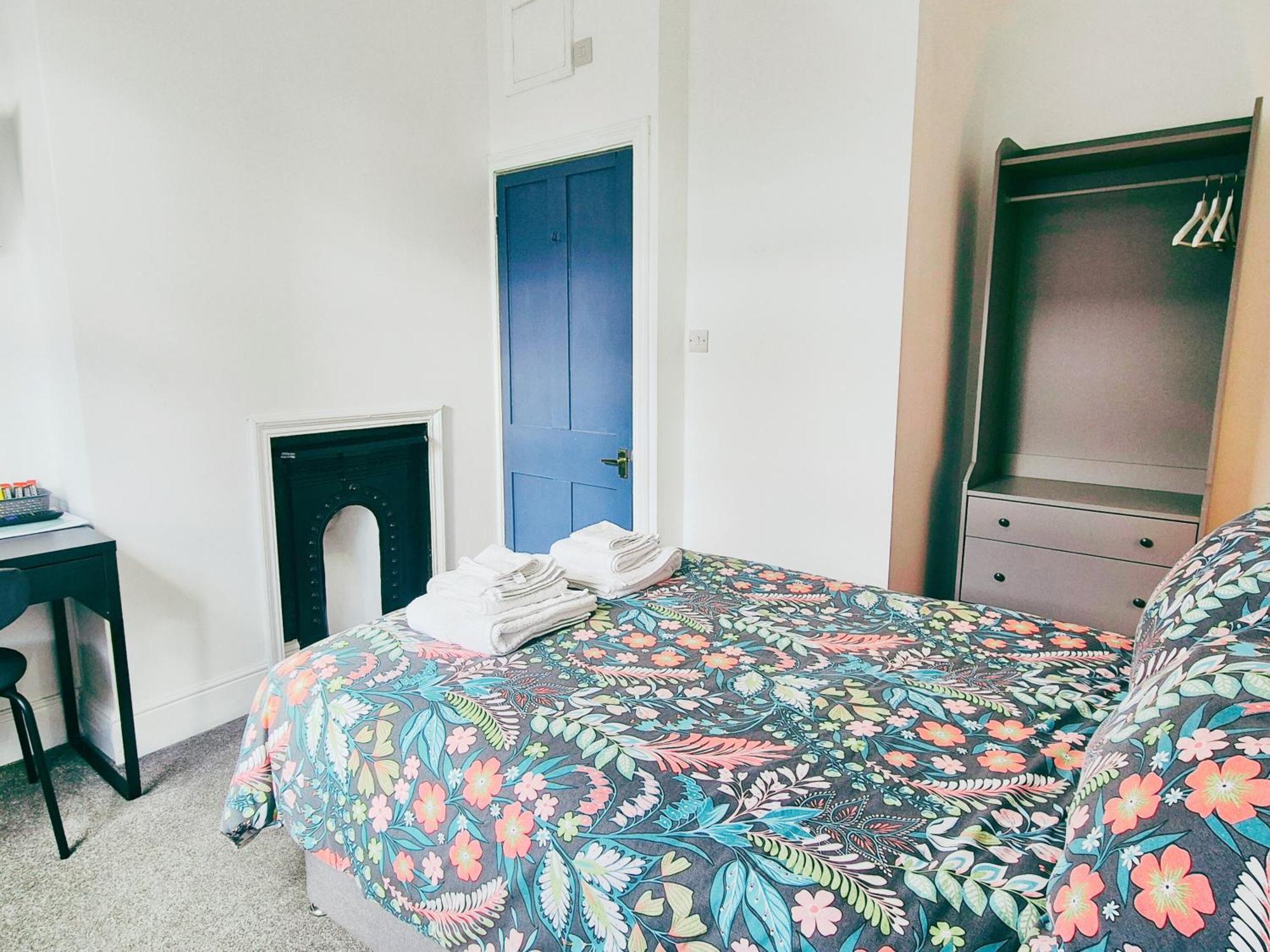 Cozy Room In Modern House Near نوتينغهام المظهر الخارجي الصورة